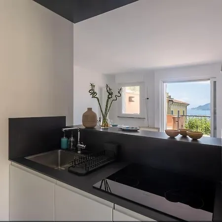 La Terrazza Sul Golfo 아파트 *